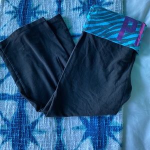 VS - PINK leggings!